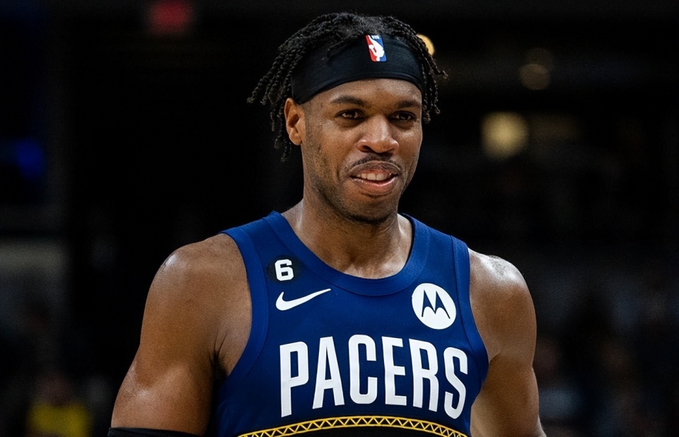 九游体育-NBA常规赛窗口期走向成谜，门兴格拉德巴赫官宣签约，质疑声仍在，轮换策略成焦点